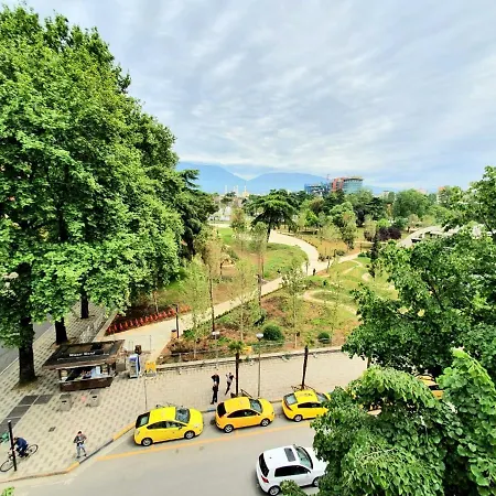 Grand House Tirana