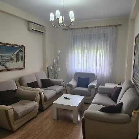Grand House Homestay Tirana